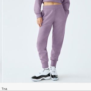 Tna Cozy Fleece Sweatpant *different color than cover photo*